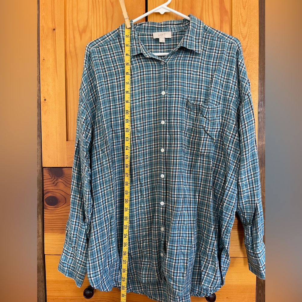 Loft Lightweight sparkley flannel size L
